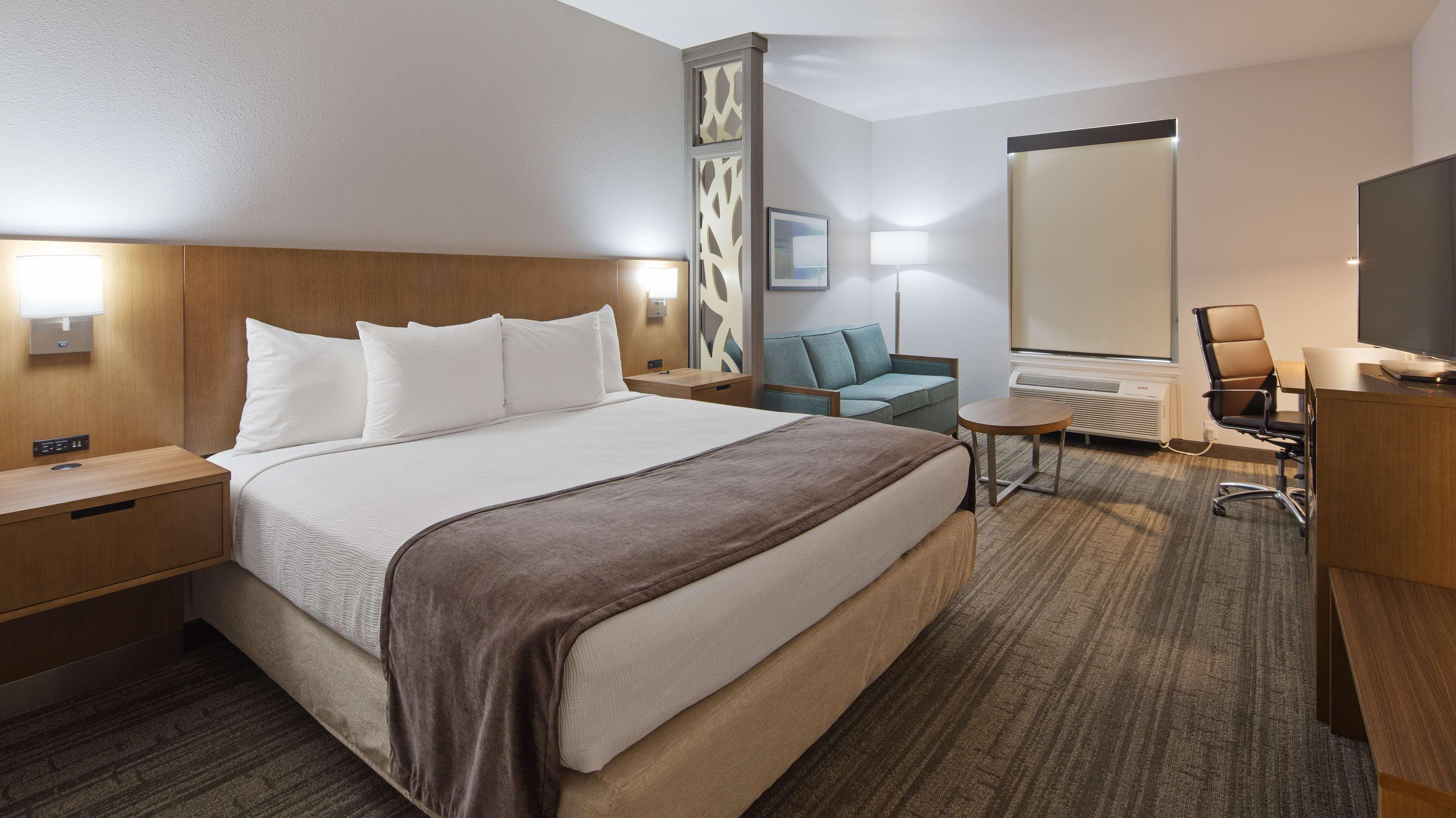 Best Western Green Oaks Inn La Vernia Экстерьер фото